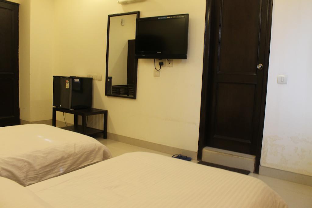 Airport Hotel Jet Inn Suites Нью-Делі Екстер'єр фото