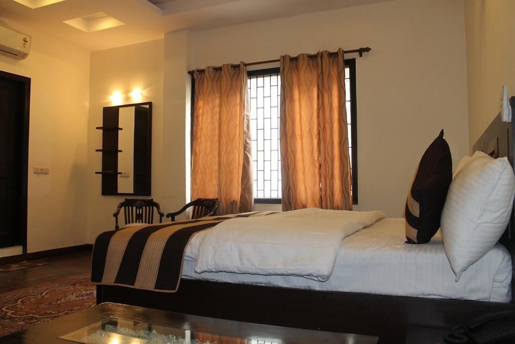 Airport Hotel Jet Inn Suites Нью-Делі Номер фото